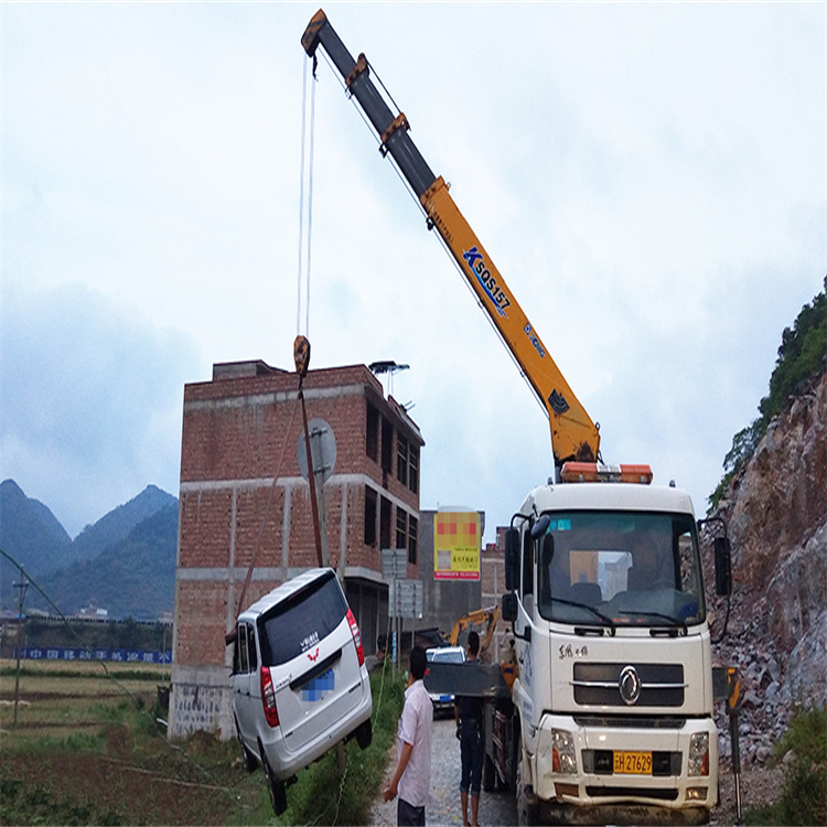 雁峰请个吊车吊小车多少钱